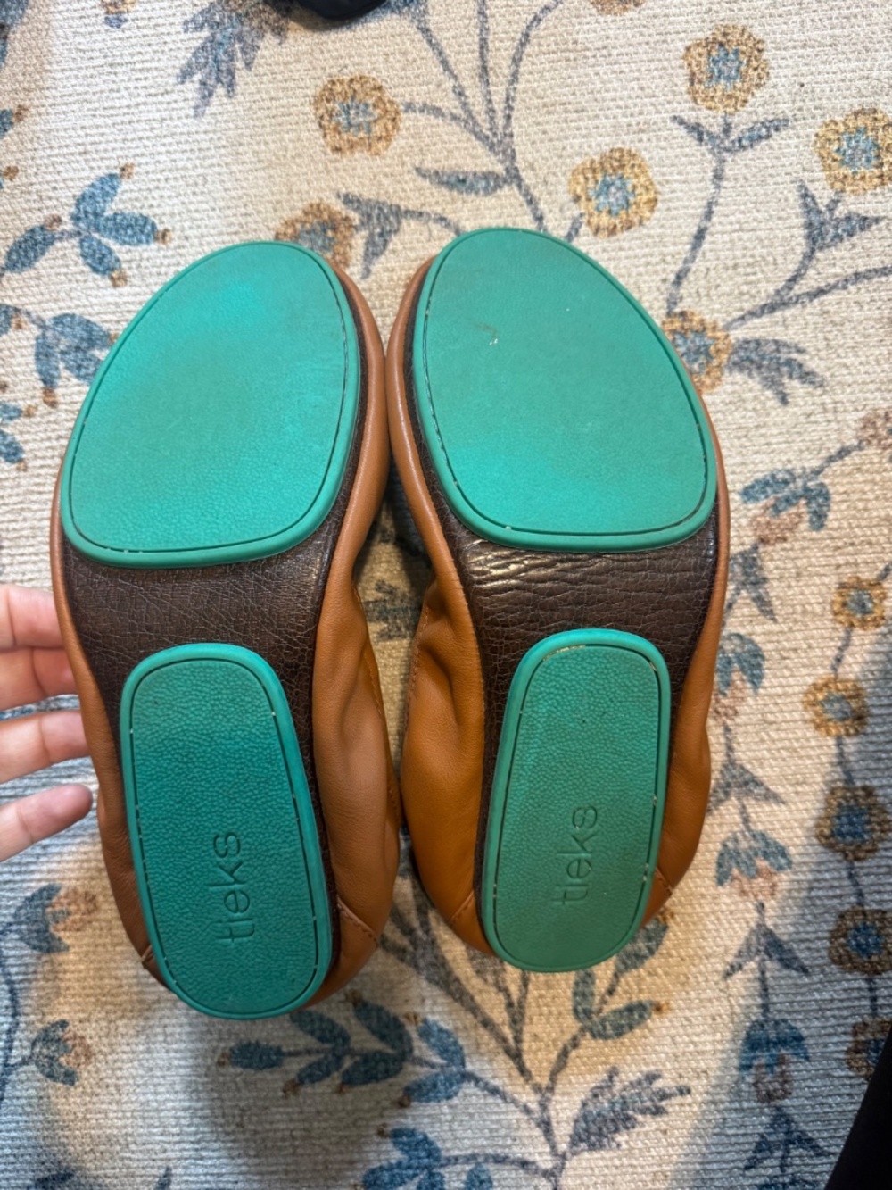 Tieks flats- 4 pairs in great condition (size 9) - Picture 15 of 17